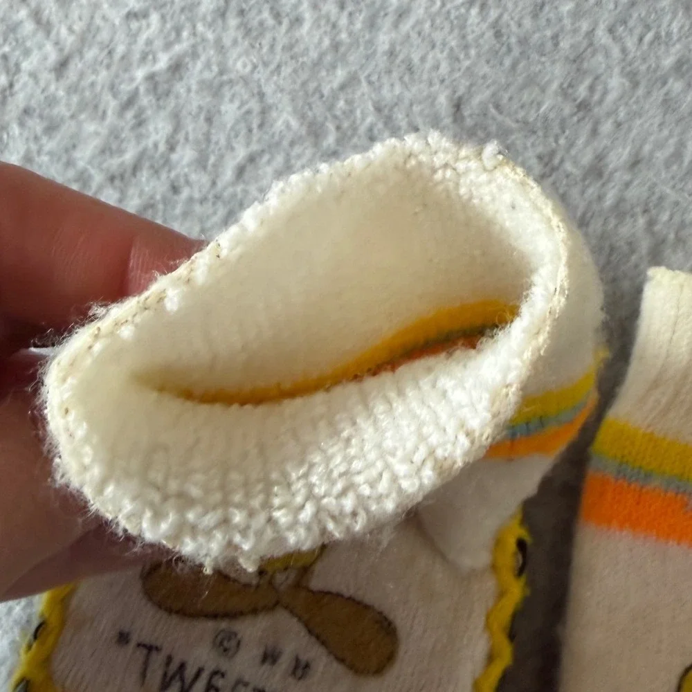 Warner Bros Tweety Bird Slipper Socks Infant 1978 Vintage Booties *flawed